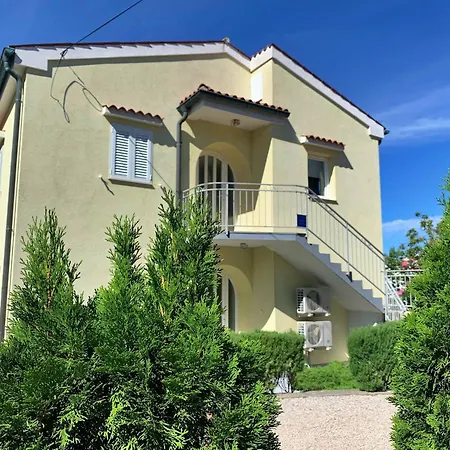 Guest house Savic