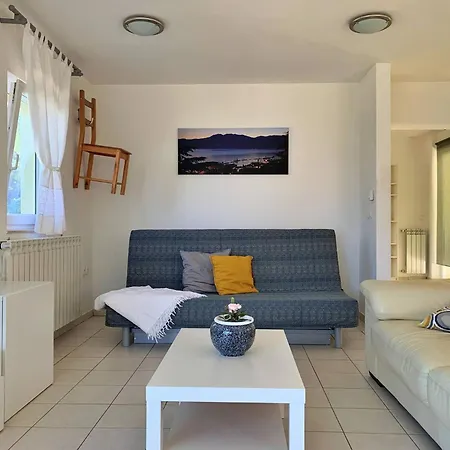 Guest house Savic 3*
